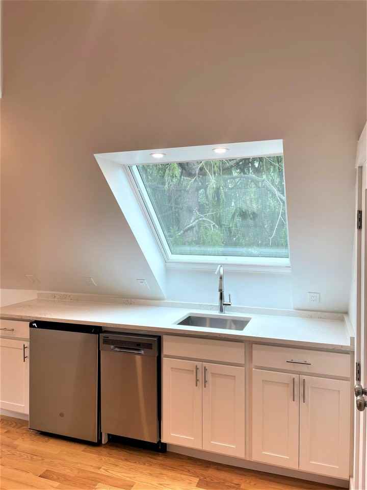 31 Green St #13 - Photo 5 of 14