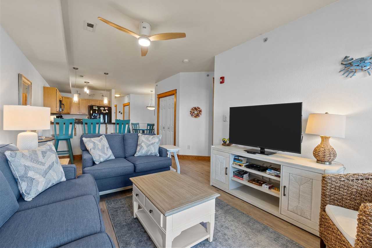 107 West Gray Eagle Street - C202Unit 202 #C202 - Photo 4 of 25