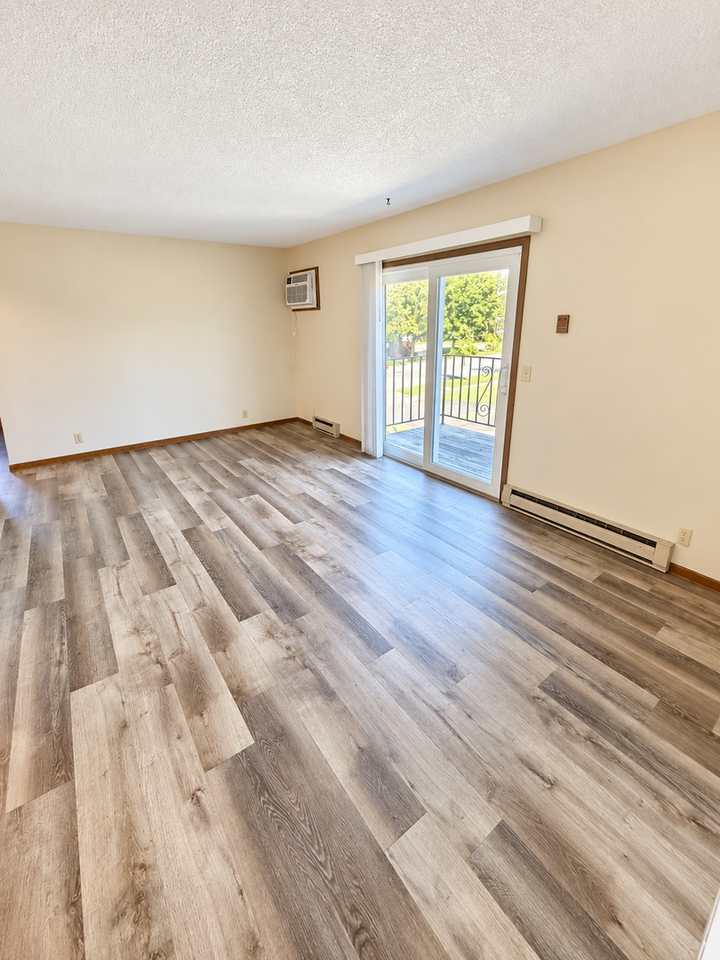 3219 Brian St - Photo 2 of 8
