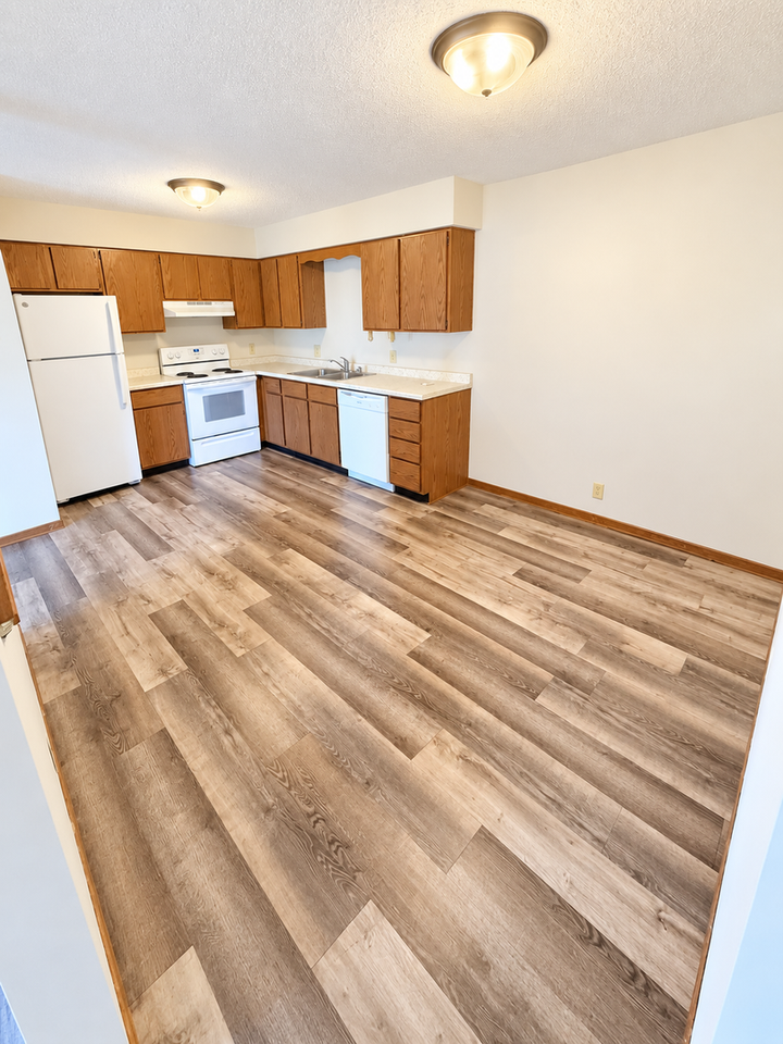3219 Brian St - Photo 3 of 8