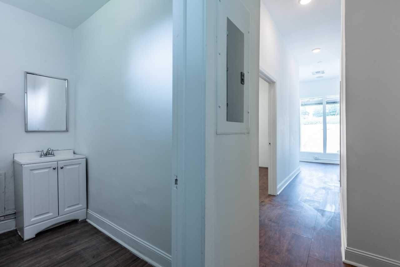 1580 Flat Shoals Rd #B - Photo 6 of 8