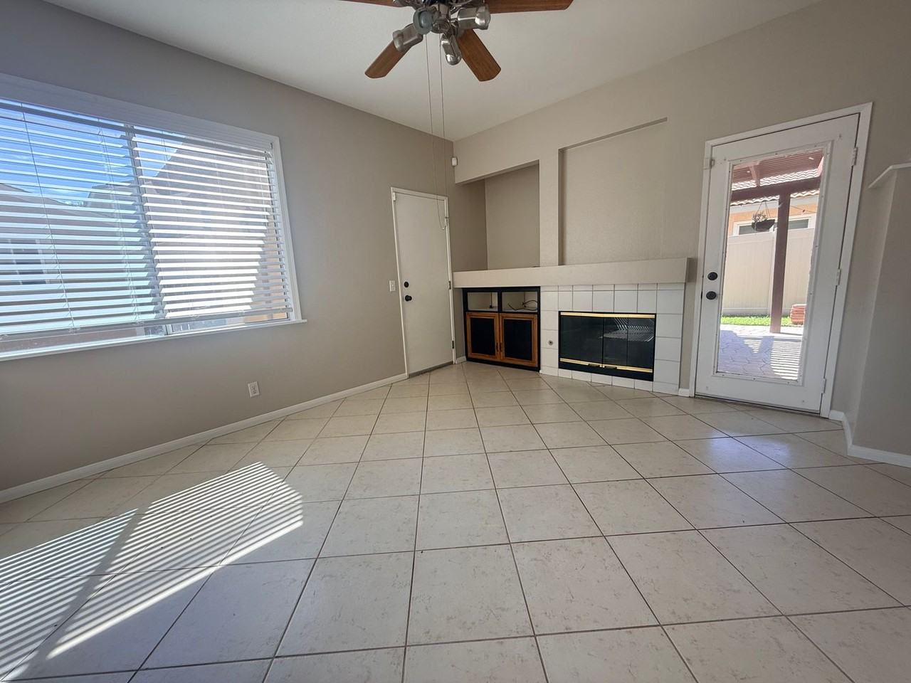 39540 June Rd - Photo 6 of 26