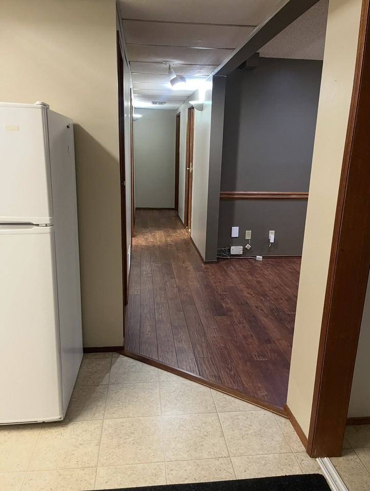 415 Kerr Pl - Photo 7 of 9