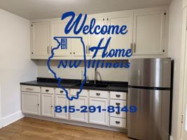featured image of 941 W Stephenson St #3