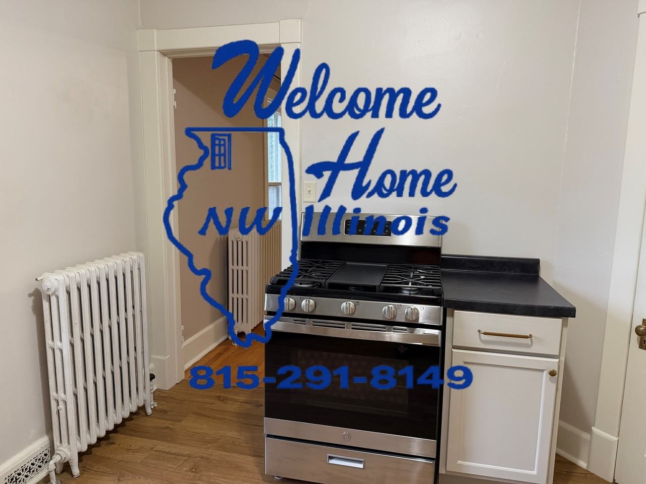 941 W Stephenson St #3 - Photo 2 of 18