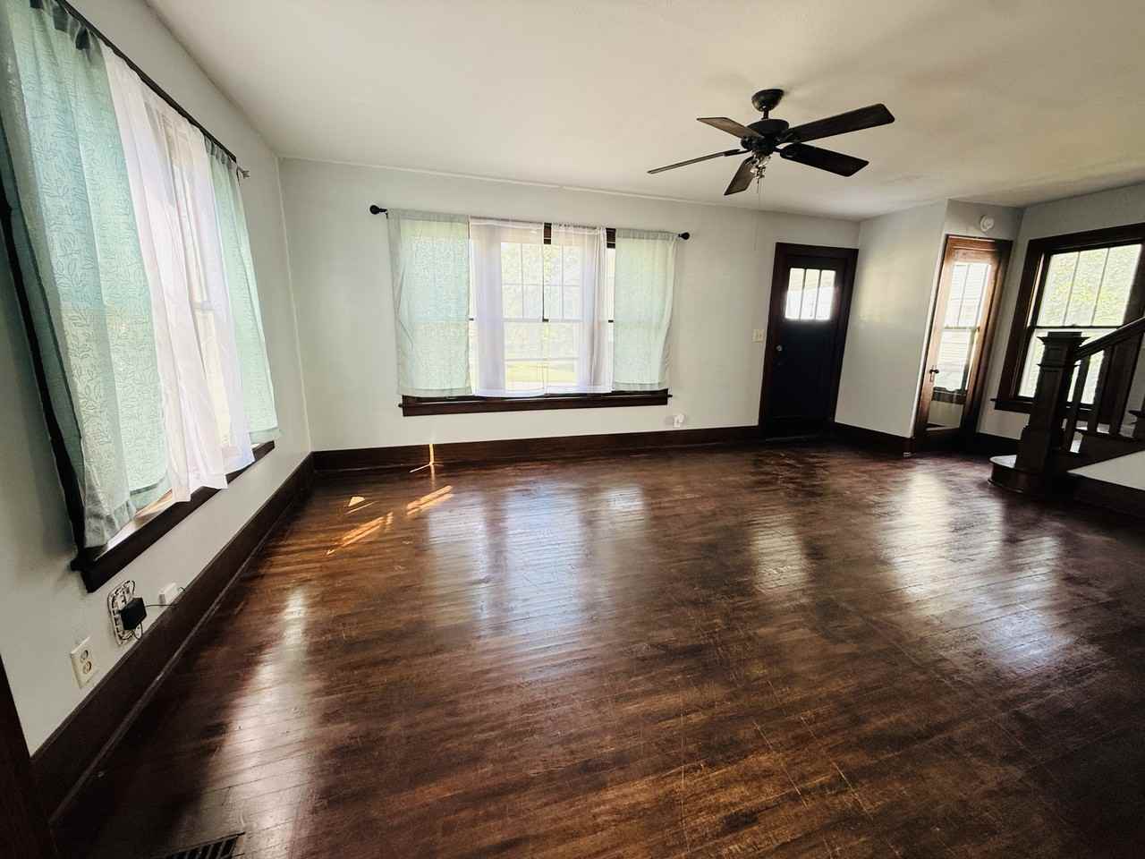 317 N Sumner Ave #1 - Photo 2 of 29