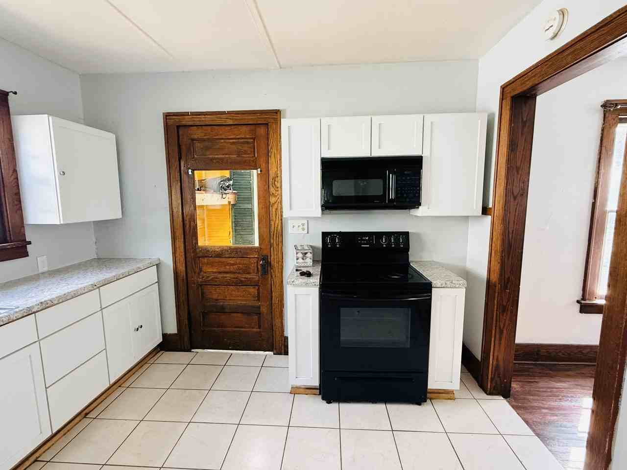 317 N Sumner Ave #1 - Photo 6 of 29
