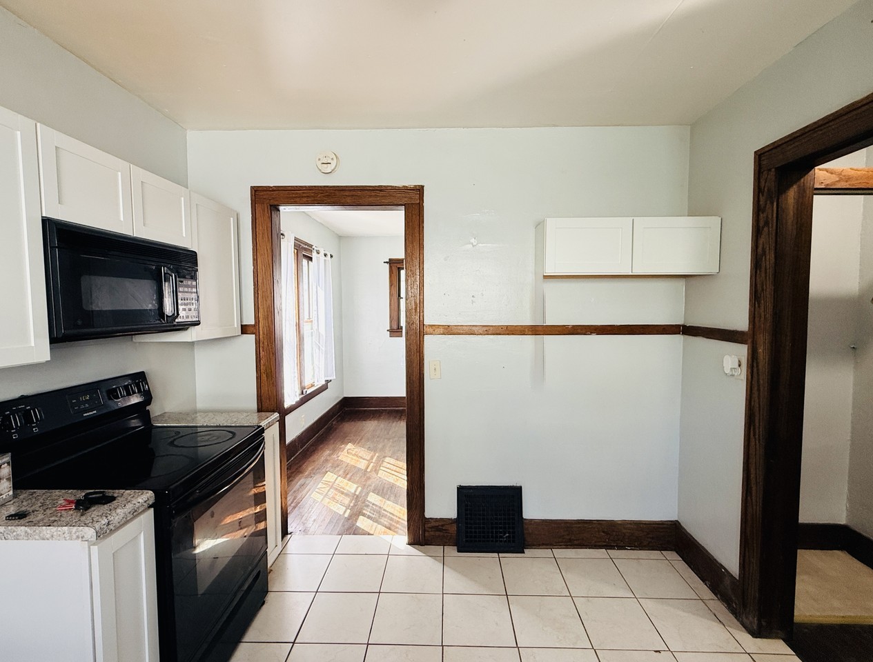 317 N Sumner Ave #1 - Photo 7 of 29