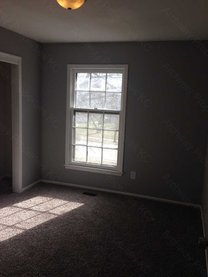 14622 W 89th St #NA - Photo 3 of 13