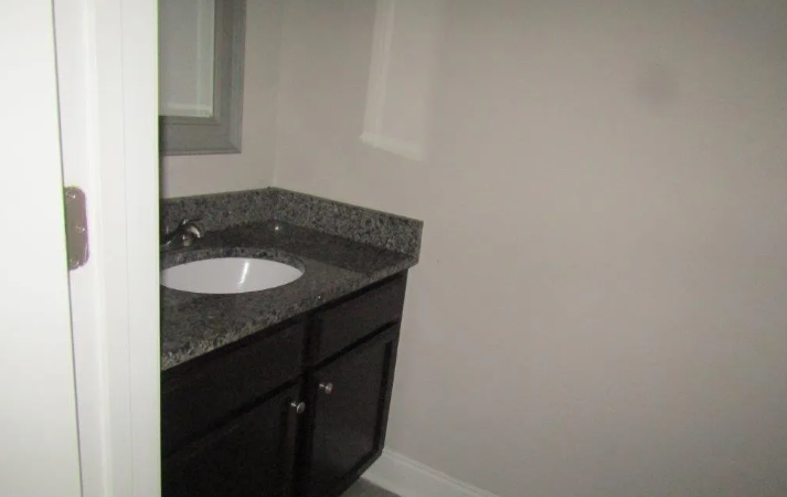 165 S Guerry St #1 - Photo 4 of 11