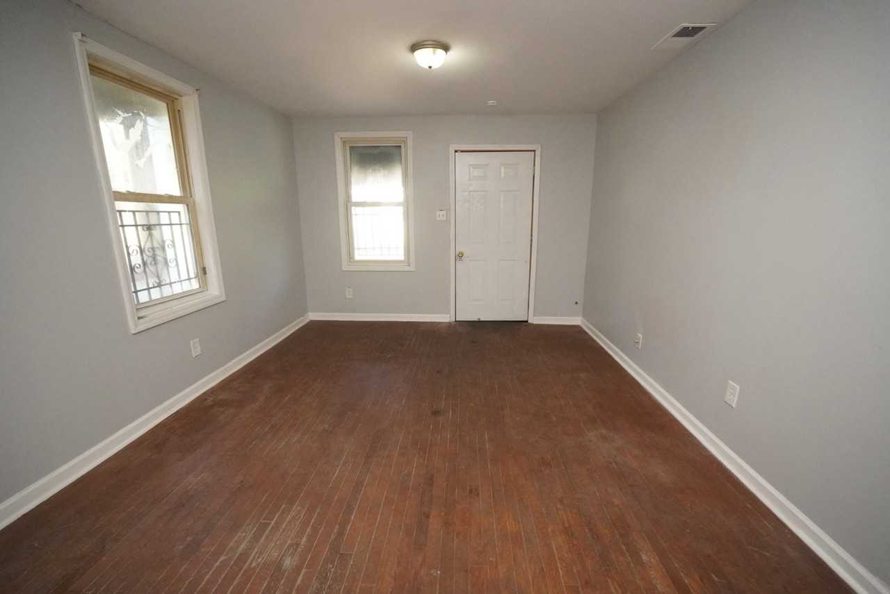 5625 Terrace Ave #1 - Photo 6 of 23