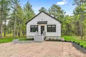 featured image of 69 Bernier Ln #1
