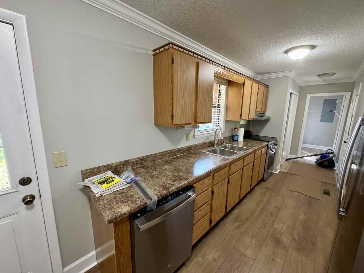 16374 Oakdale Rd #1 - Photo 3 of 10