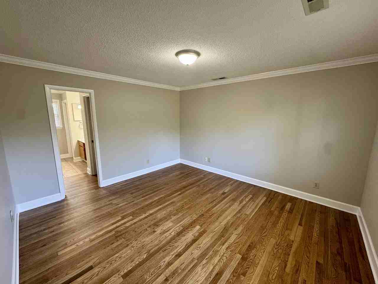 16374 Oakdale Rd #1 - Photo 4 of 10