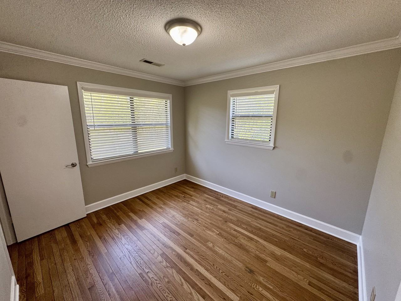 16374 Oakdale Rd #1 - Photo 6 of 10