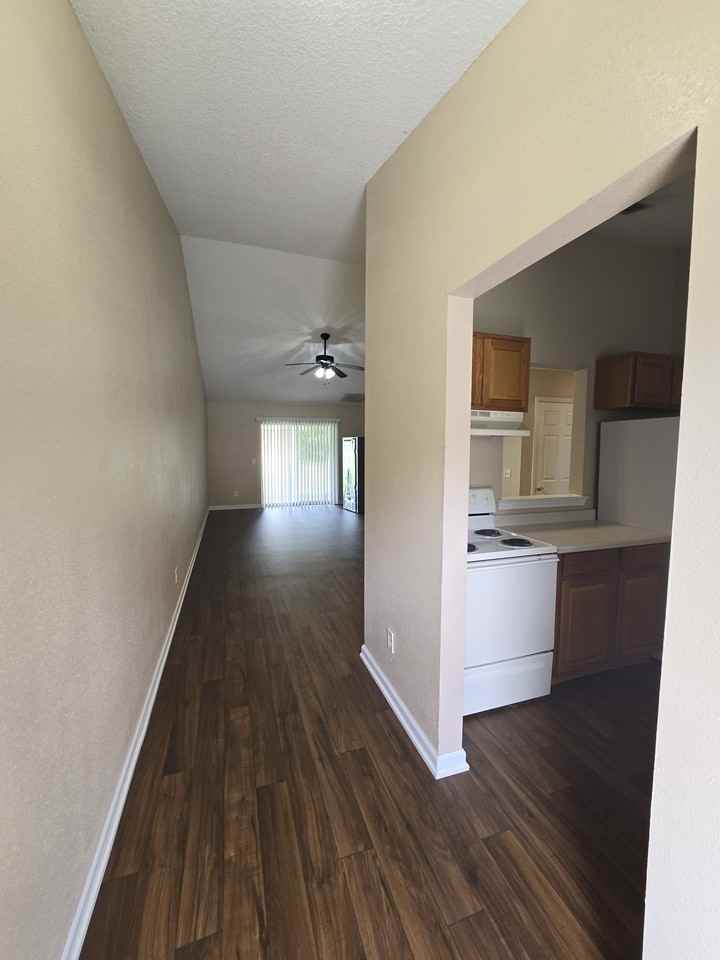 407 S Ashley St #1 - Photo 6 of 30