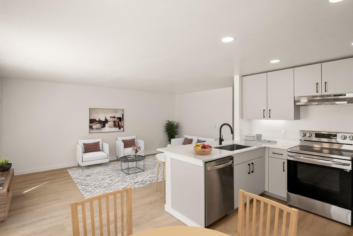 8366 Se Causey Ave - Photo 4 of 32