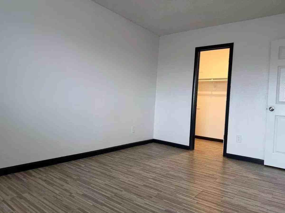 3225 S Wilmot Rd - Photo 6 of 6