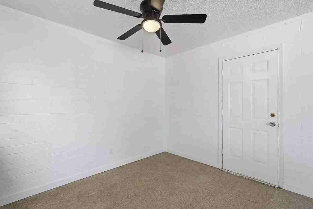 5957 W Keim Dr - Photo 7 of 39