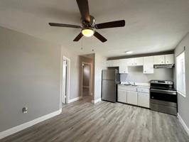 featured image of 639 Sw 5th St #2