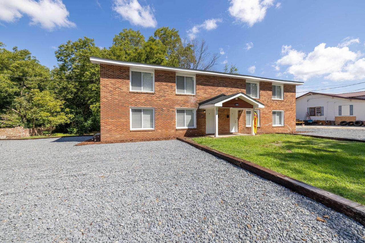 446 W Main St #2