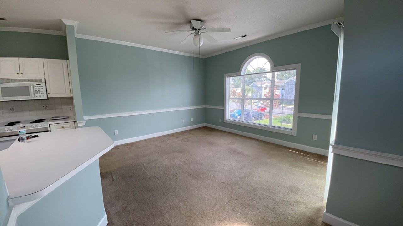 4771 Wild Iris Dr - Photo 3 of 4