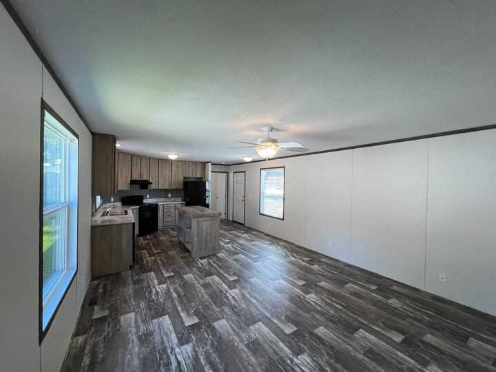 1812 Sw 12th St #40 - Photo 3 of 17