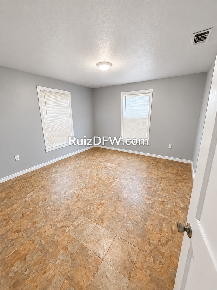 6816 Church St - Photo 2 of 7
