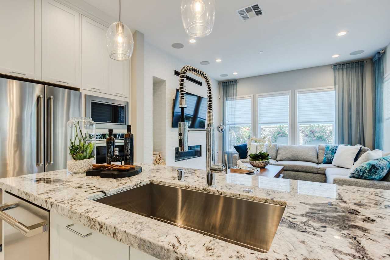 141 Parkland Aly - Photo 2 of 31
