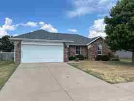 2605 W Garton Rd - Photo 1 of 1