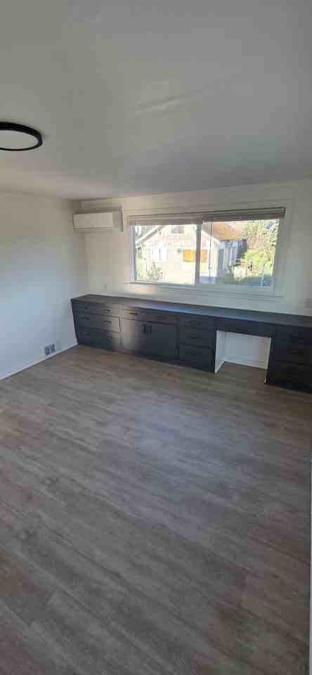 448 W Main St - Photo 3 of 23