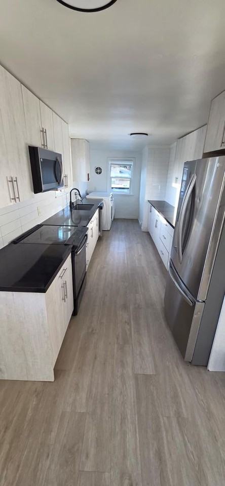 448 W Main St - Photo 5 of 23
