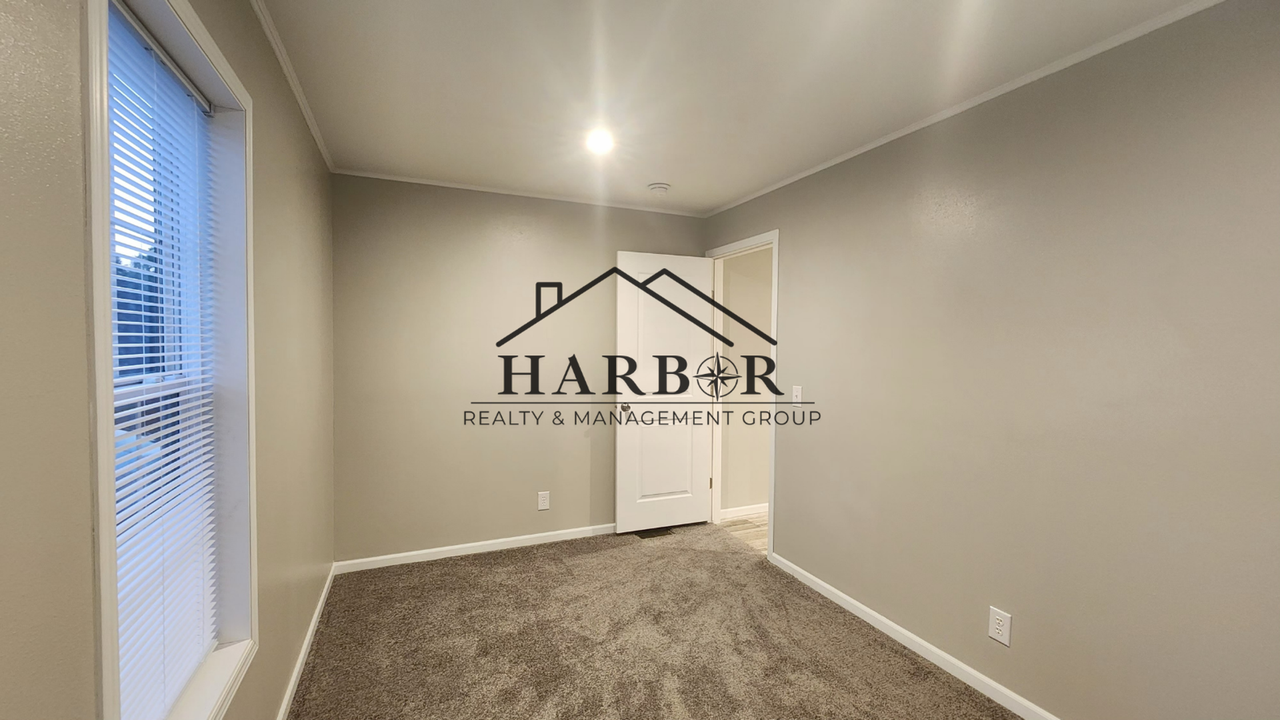 21 Andreasen Dr - Photo 6 of 20