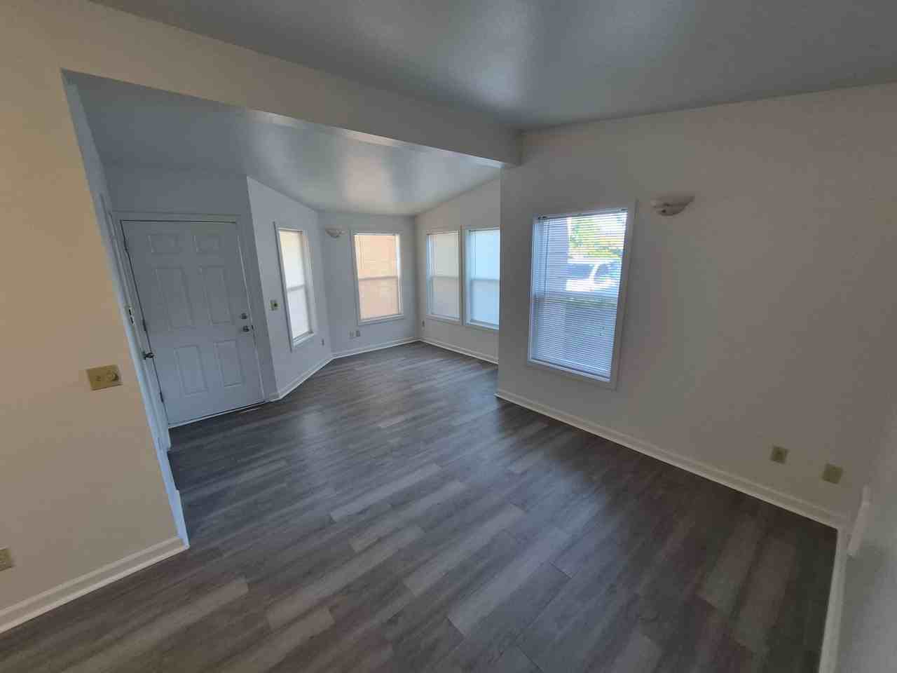 1320 Sw Obsidian Ave - Photo 6 of 19