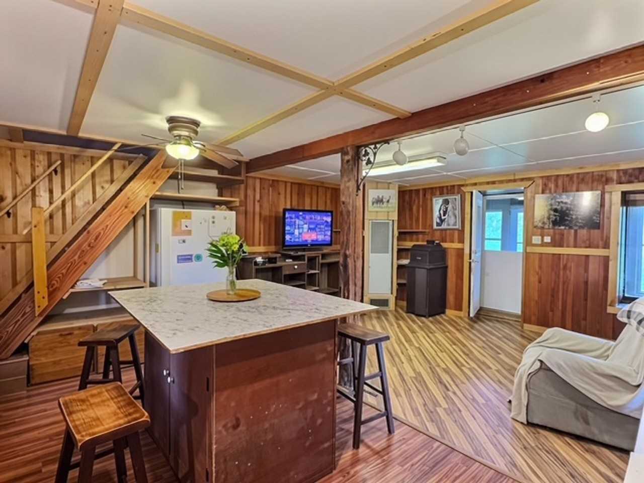 377 Hunts Corners Rd - Photo 3 of 20