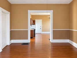 featured image of 931 Se 8th St