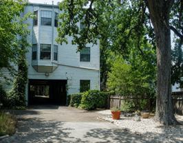 303 W 35th St #204 - Photo 1 of 1