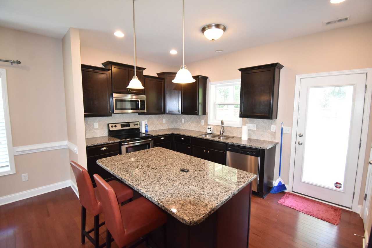 4221 Raccoon Path - Photo 6 of 26