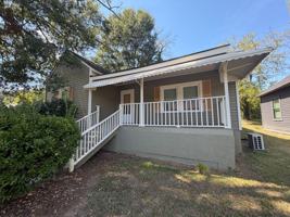 featured image of 9 N Mclin St Sw