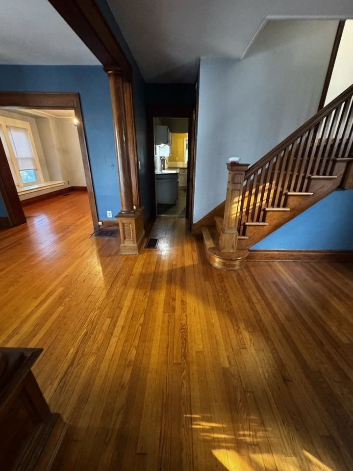 504 Bryant Ave - Photo 2 of 21
