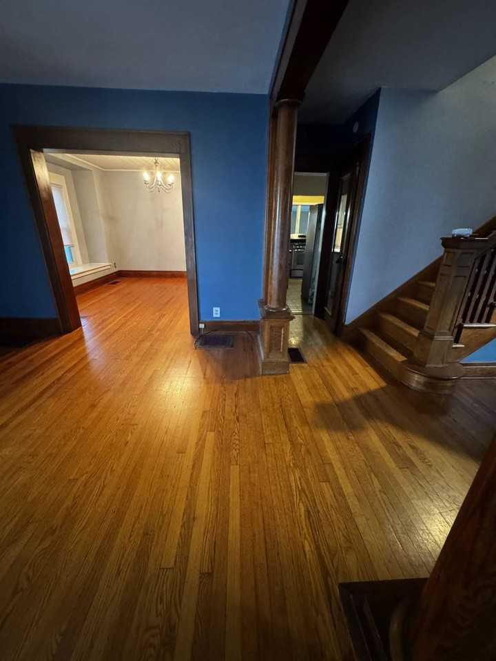 504 Bryant Ave - Photo 3 of 21