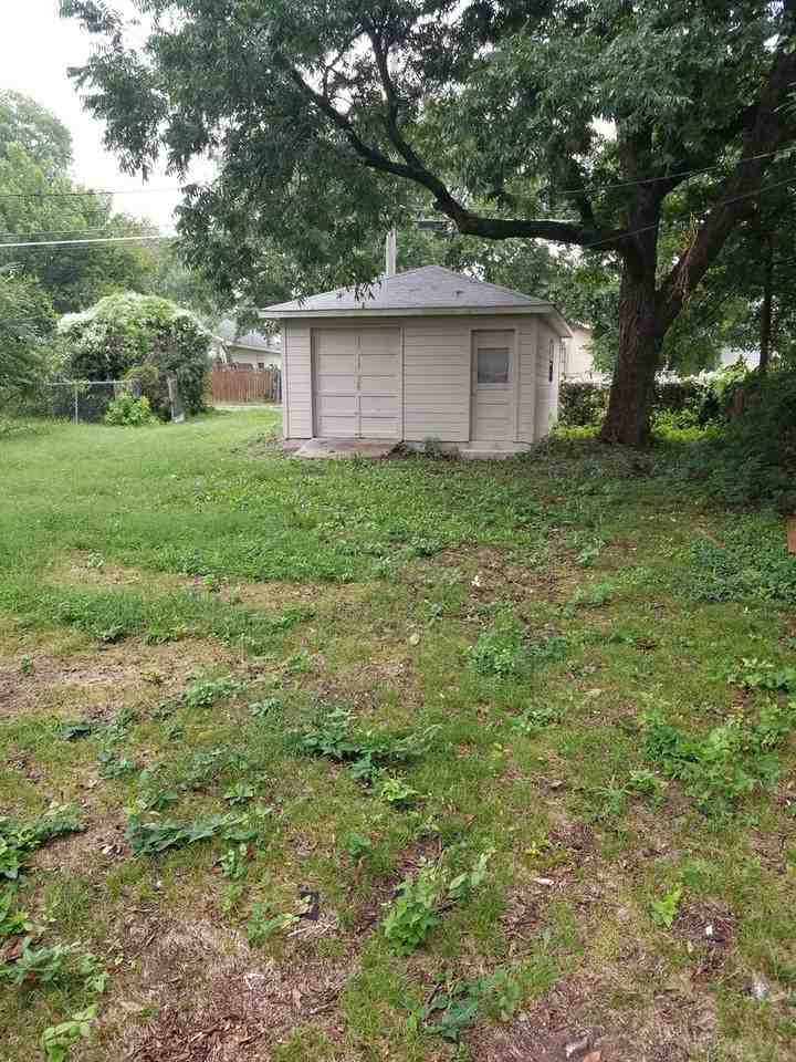 1416 Sw Jennings Ave - Photo 2 of 11