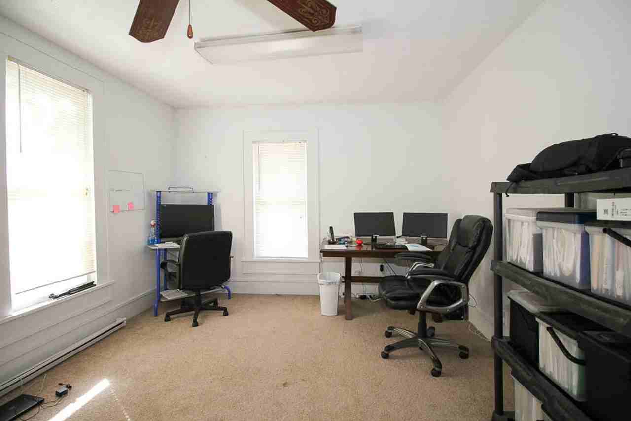 752 Dalzell St - Photo 6 of 9