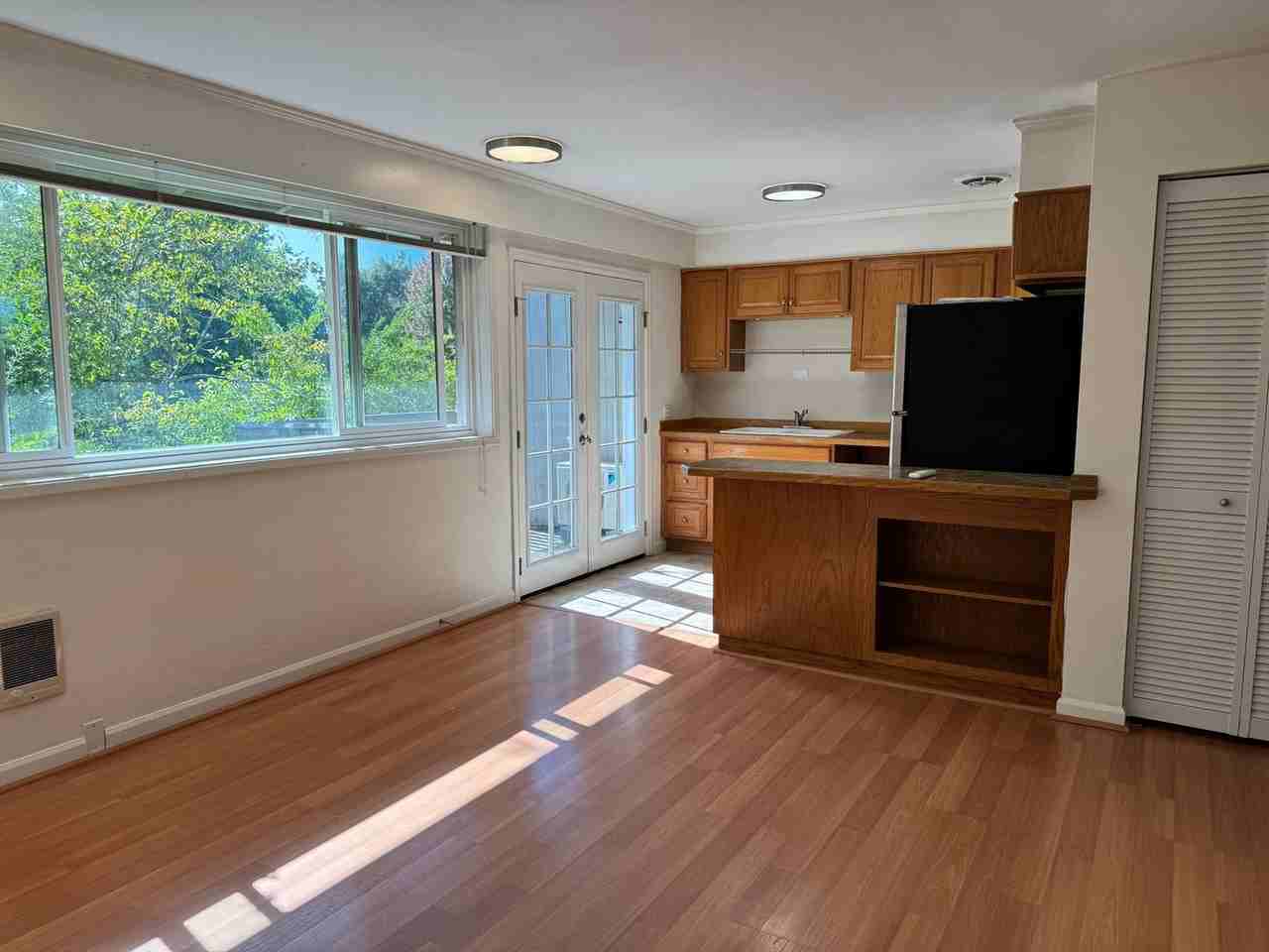 2082 W 14th Pl - Photo 4 of 25