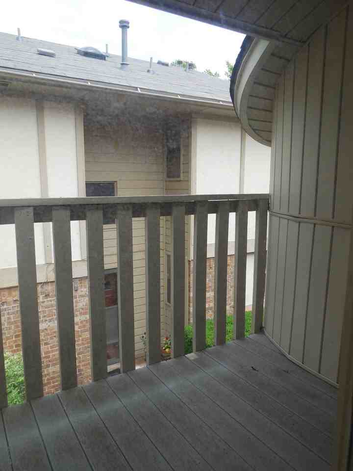 3114 Ridgecrest Ct - Photo 4 of 17