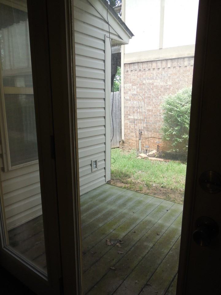 3114 Ridgecrest Ct - Photo 5 of 17