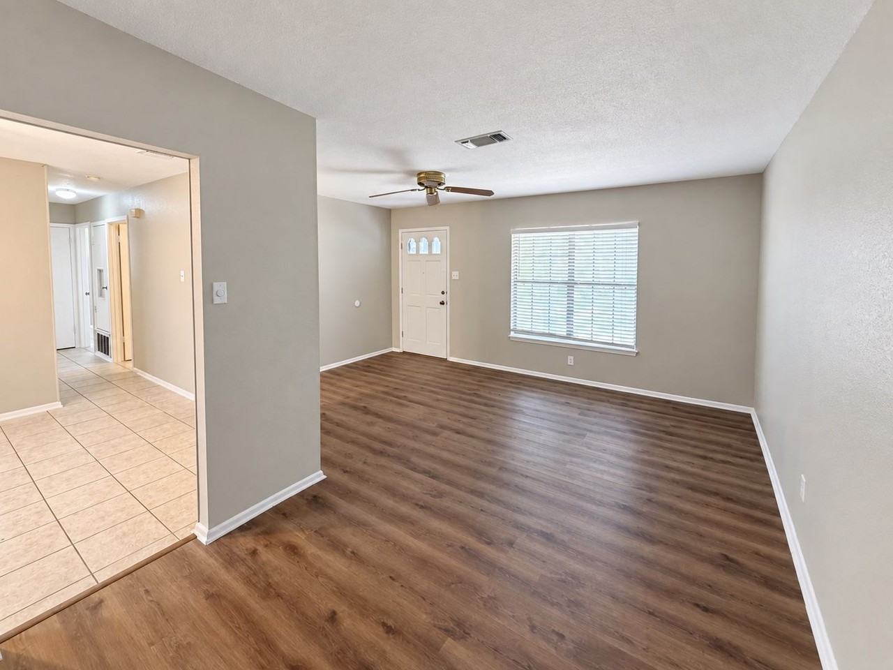 4815 Casa Corona St - Photo 6 of 19