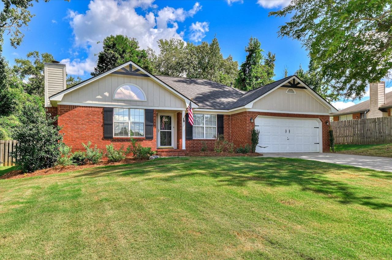 4655 Wellington Ct - Photo 2 of 43