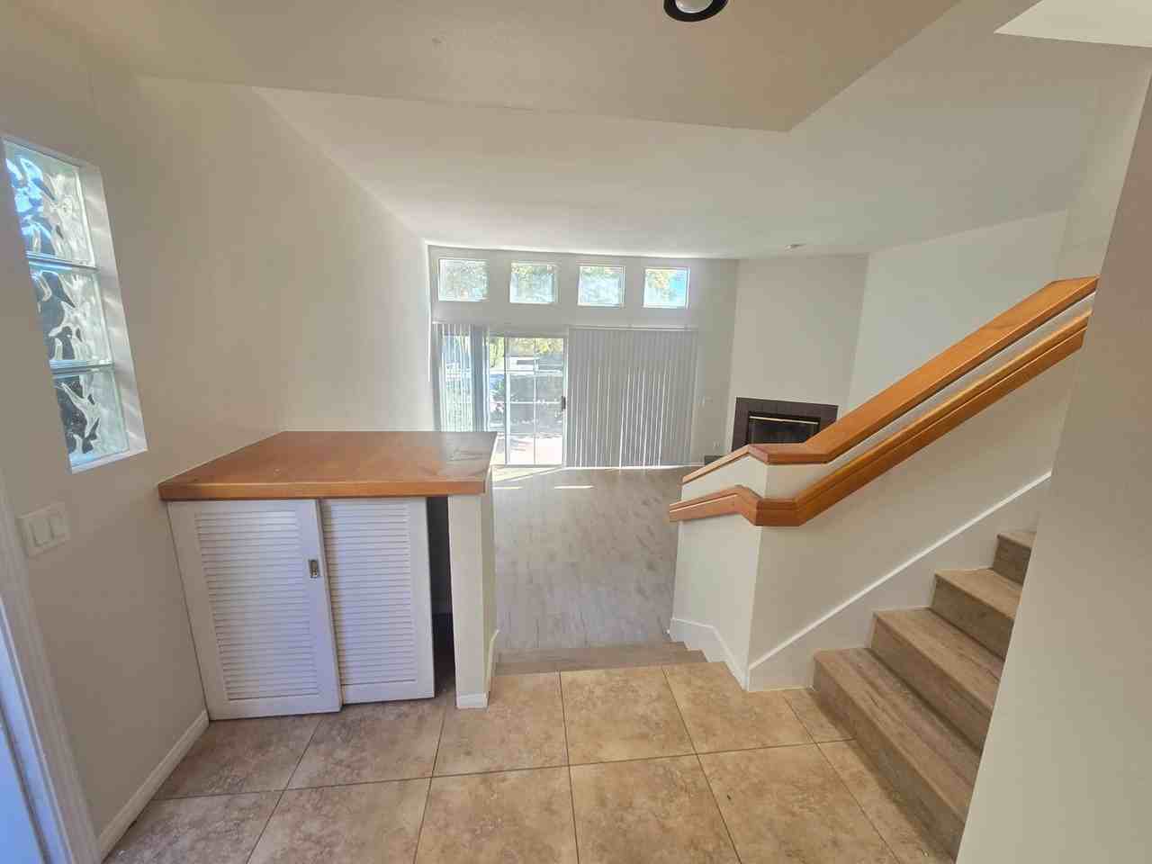 1874 Oliver Ave - Photo 7 of 22