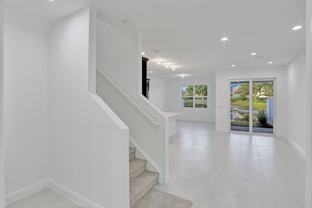 585 Sanderling Cir - Photo 1 of 1